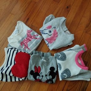 Bundle size 5t sweaters